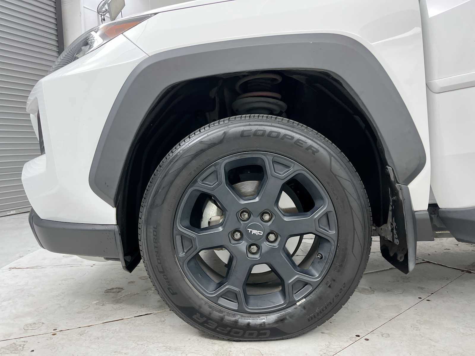Used 2021 Toyota RAV4 TRD Off-Road w/ TRD Off-Road Weather Package AWD/4WD image 25