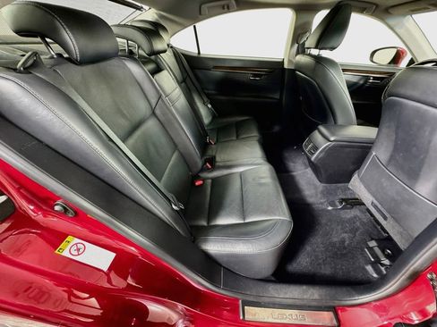 Used 2013 Lexus ES 350 w/ Luxury Pkg FWD image 36