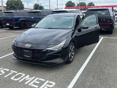 Used 2023 Hyundai Elantra SEL w/ Convenience Package