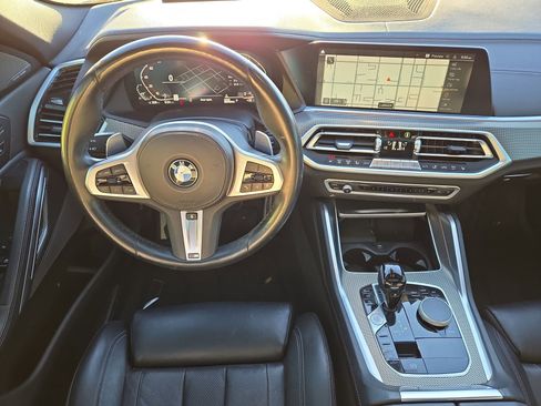Used 2022 BMW X6 xDrive40i w/ M Sport Package image 14