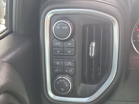 Used 2021 Chevrolet Silverado 1500 RST AWD/4WD image 30
