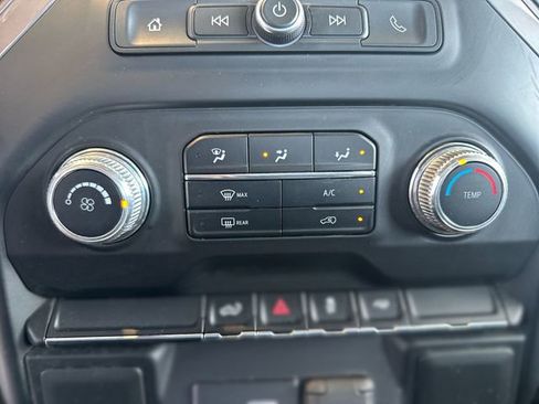 Used 2021 GMC Sierra 1500 2WD Regular Cab w/ Sierra Value Package image 19