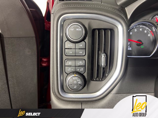 Used 2021 Chevrolet Silverado 1500 LT Trail Boss w/ Convenience Package II AWD/4WD image 20