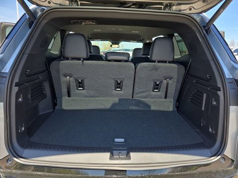 New 2026 Buick Enclave Sport Touring w/ LPO, Floor Liner Package AWD/4WD image 13