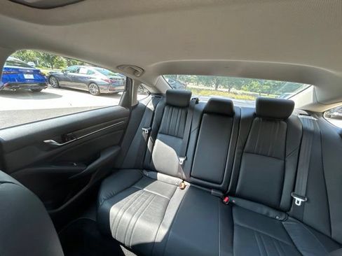 Used 2018 Honda Accord EX-L image 27