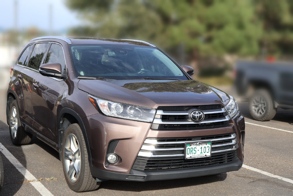 Used 2017 Toyota Highlander Limited AWD/4WD image 12