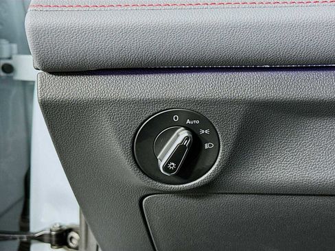 Used 2025 Volkswagen Jetta GLI Autobahn image 10