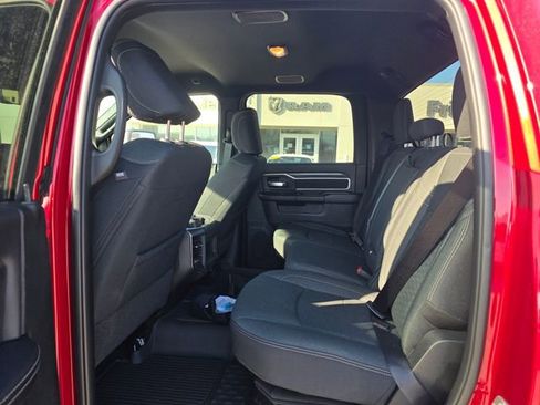 New 2026 RAM 2500 Big Horn AWD/4WD image 16