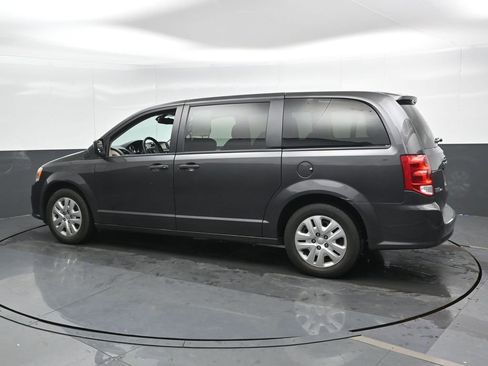 Used 2020 Dodge Grand Caravan SE w/ UConnect Hands-Free Group image 9