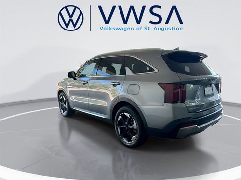 Used 2025 Kia Sorento EX image 5