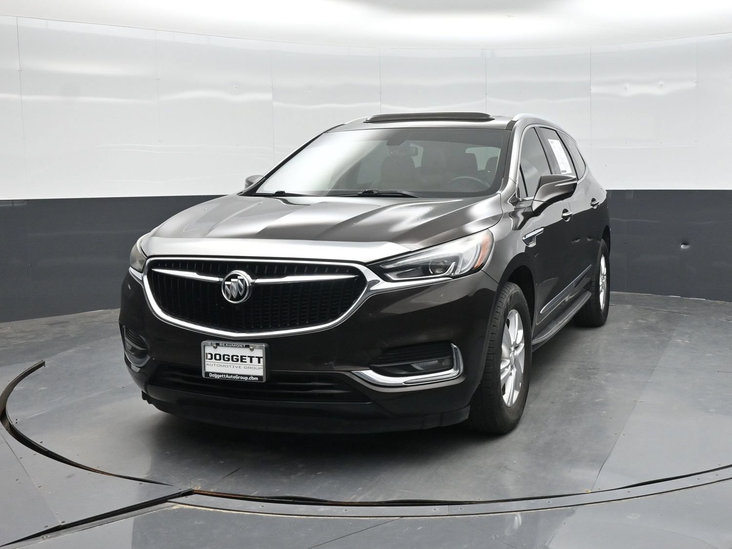 Used 2018 Buick Enclave Essence FWD image 23