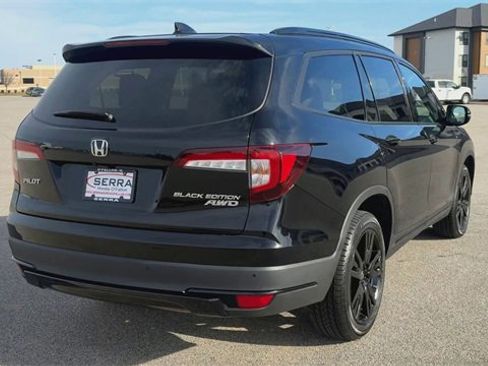 Used 2021 Honda Pilot Black Edition image 8
