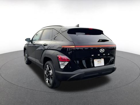 Used 2025 Hyundai Kona SEL image 11