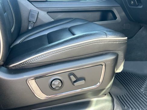 Used 2022 RAM 1500 Limited image 13