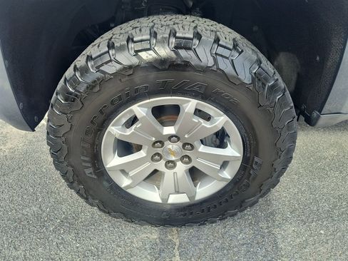 Used 2016 Chevrolet Colorado LT w/ Luxury Package, Chrome AWD/4WD image 9