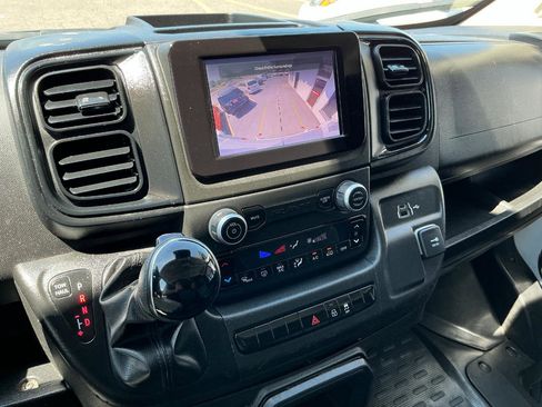 Used 2023 RAM ProMaster 2500 FWD image 14