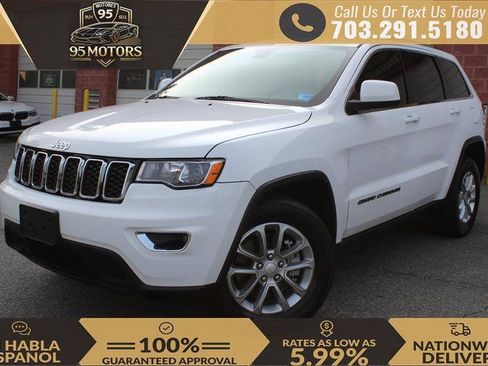 Used 2021 Jeep Grand Cherokee Laredo AWD/4WD image 1