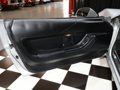 Used 1996 Chevrolet Corvette Coupe RWD image 47