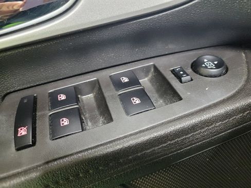 Used 2016 Chevrolet Equinox LT w/ Convenience Package image 27