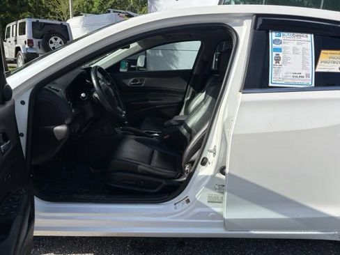 Used 2018 Acura ILX FWD image 11
