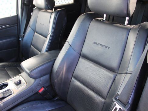 Used 2016 Jeep Grand Cherokee Summit w/ Skid Plate Group image 13