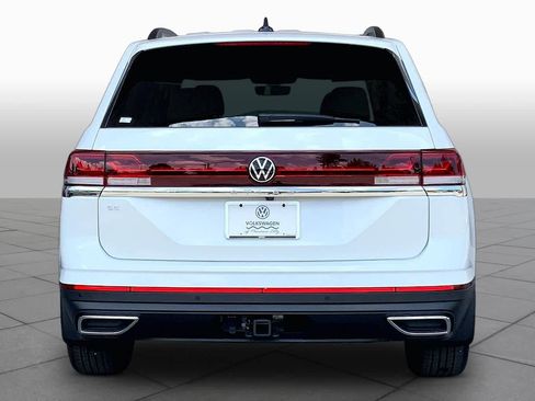 New 2026 Volkswagen Atlas SE FWD image 4