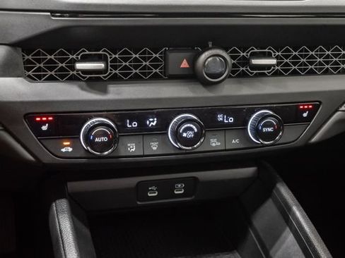 Used 2025 Honda Accord SE image 14