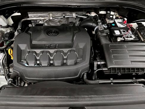 Used 2022 Volkswagen Tiguan SE R-Line image 30