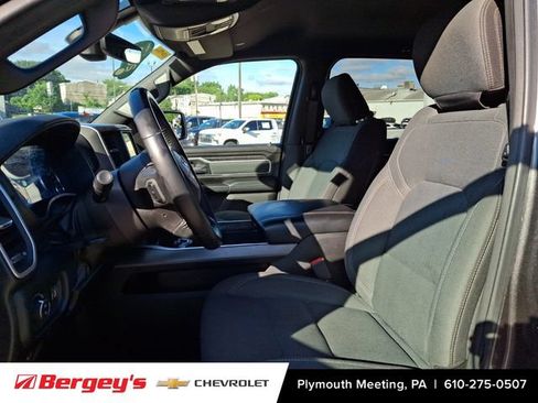 Used 2022 RAM 1500 Big Horn AWD/4WD image 14