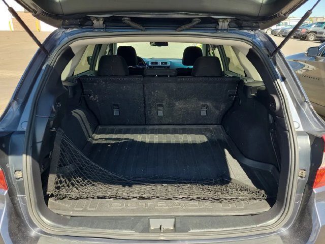 Used 2016 Subaru Outback 2.5i Premium w/ Popular Package #1 AWD/4WD image 12