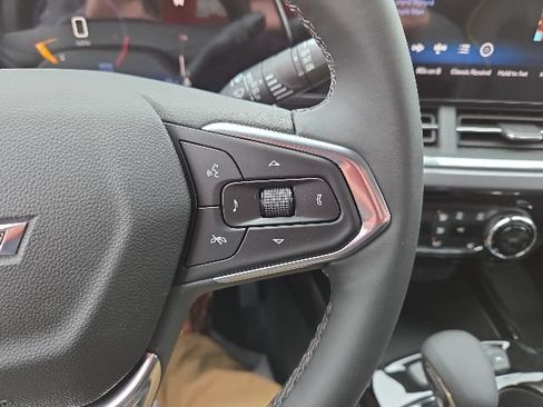 New 2026 Chevrolet Trax ACTIV w/ Driver Confidence Package FWD image 51