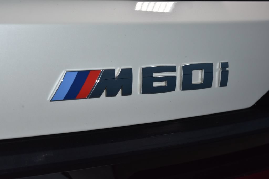 Used 2025 BMW X7 M60i AWD/4WD image 30