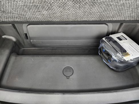 Used 2023 Jeep Grand Cherokee L Laredo w/ Trailer Tow Group (B) image 32