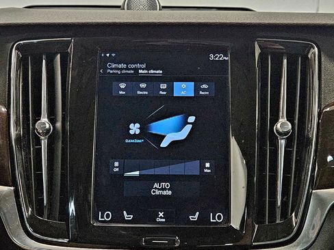 Used 2017 Volvo S90 T6 Momentum w/ Climate Package image 22