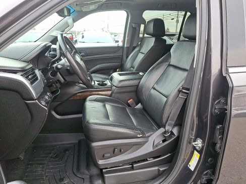 Used 2018 Chevrolet Tahoe LT image 16