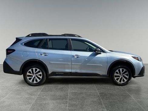 Used 2021 Subaru Outback AWD/4WD image 6