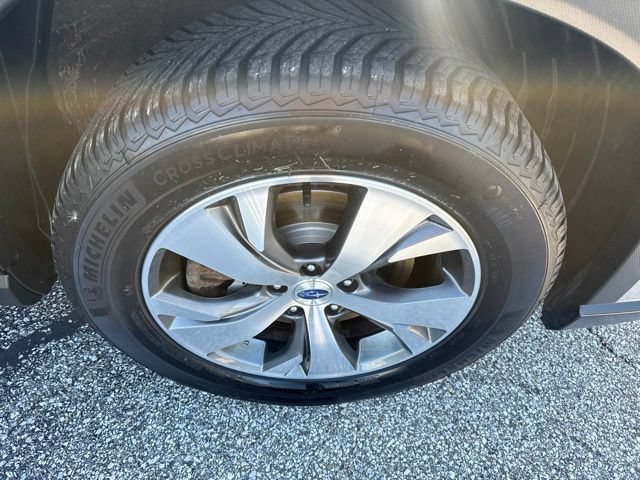 Used 2020 Subaru Ascent Premium w/ Convenience Package AWD/4WD image 9