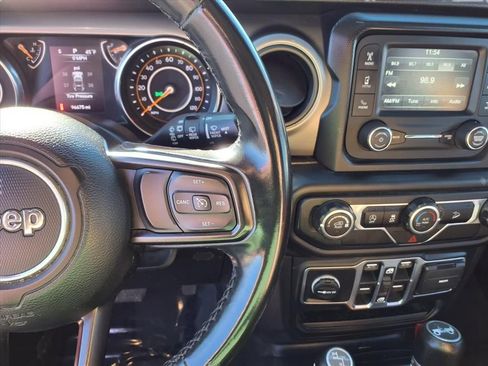 Used 2019 Jeep Wrangler Unlimited Sport S image 11