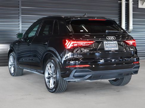 Used 2025 Audi Q3 2.0T Premium w/ Convenience Package image 2