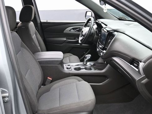 Used 2023 Chevrolet Traverse LT w/ LPO, Floor Liner Package image 40