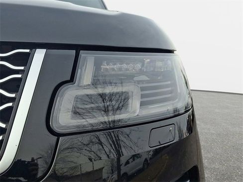 Used 2021 Land Rover Range Rover P525 Westminster Edition image 11