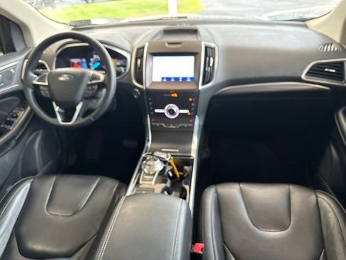 Used 2020 Ford Edge Titanium AWD/4WD image 28