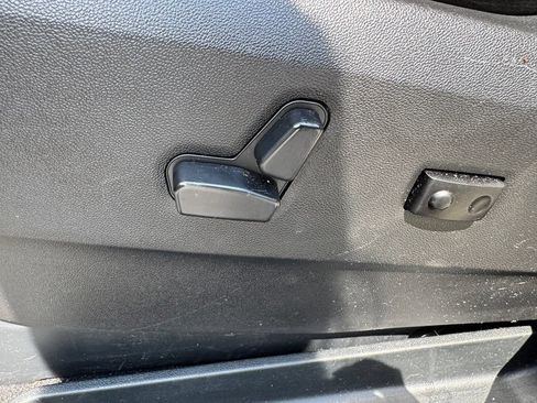 Used 2013 Dodge Grand Caravan SXT FWD image 14