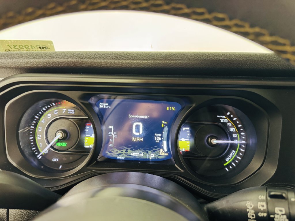 Used 2024 Jeep Wrangler Unlimited AWD/4WD image 10
