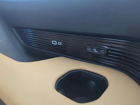 Used 2024 Jeep Grand Wagoneer Series III w/ Rear Seat Video Group 1 AWD/4WD image 48