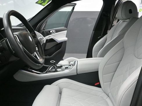 Used 2023 BMW X5 xDrive40i w/ Premium Package image 18