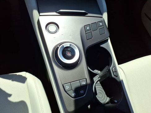 New 2026 Kia Sportage EX AWD/4WD image 24