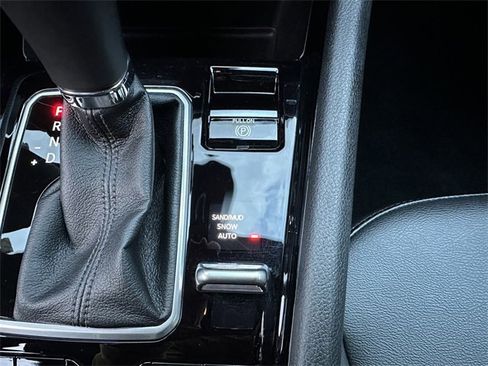 Used 2024 Jeep Compass Limited image 22