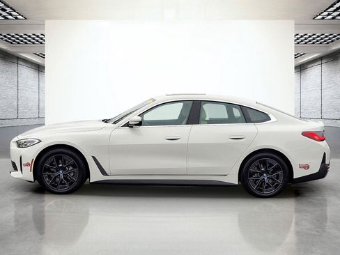 Used 2024 BMW i4 eDrive35 w/ Premium Package RWD image 10