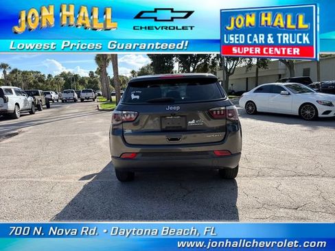 Used 2017 Jeep Compass Sport FWD image 8